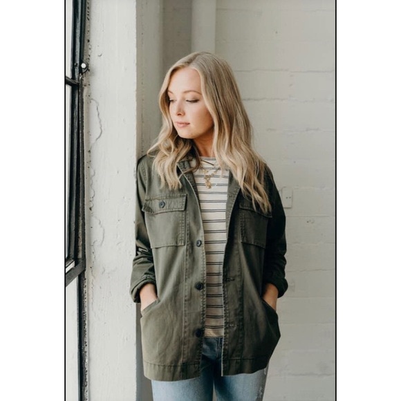 Carly Jean Los Angeles Jackets & Blazers - CJLA Olive Green Jacket